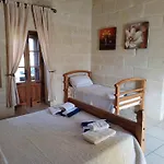 Arkati House 3*