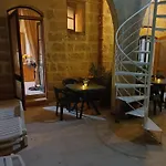 Arkati House 3*