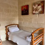 Arkati House 3*