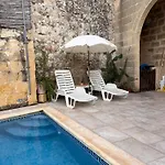 Arkati House Pensión