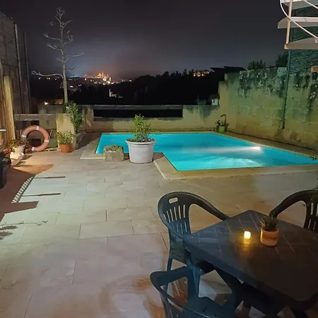 בית הארחה Arkati House