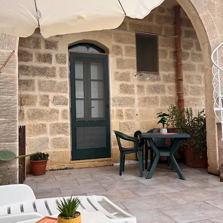 Arkati House Guest house Munxar