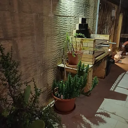 בית הארחה Arkati House