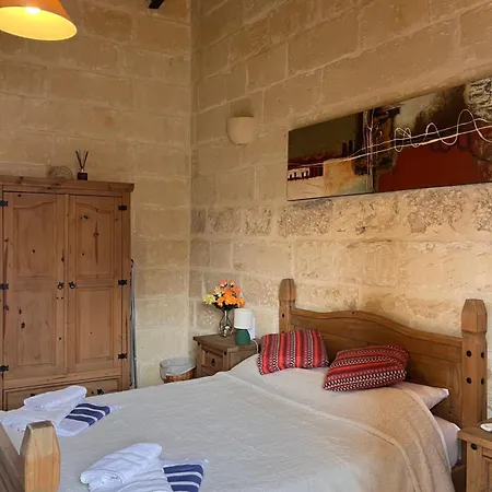 Arkati House 3*