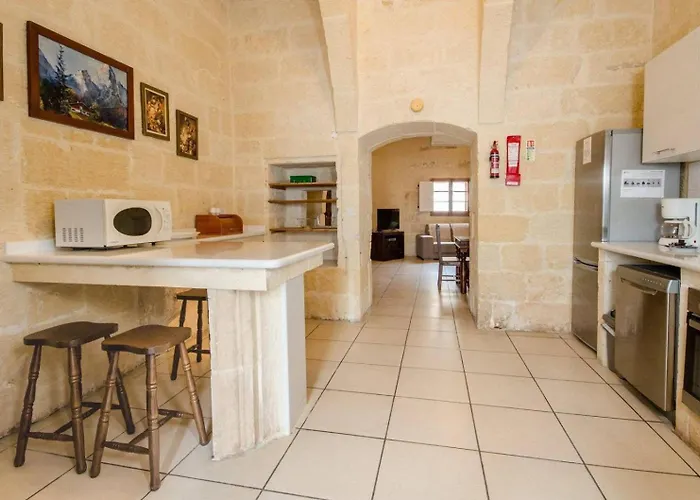 Pensión Arkati House