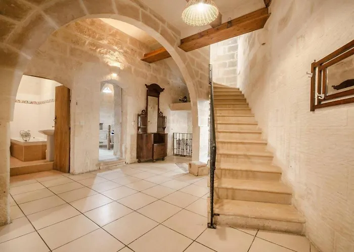 Pensión Arkati House Munxar