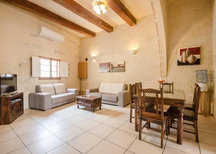 Arkati House Pensión Munxar