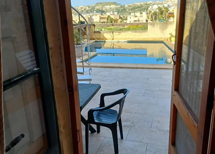 Arkati House Pensión Munxar