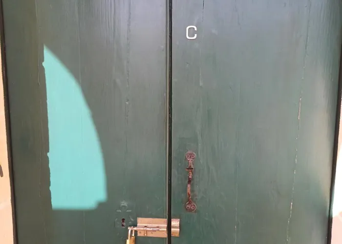 Pensión Arkati House *