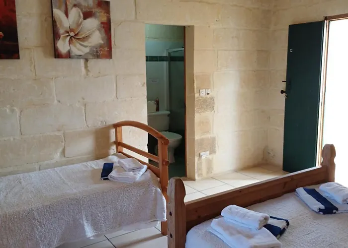 Arkati House * Munxar