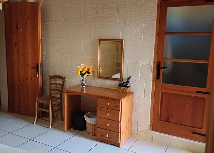 Pensión Arkati House *