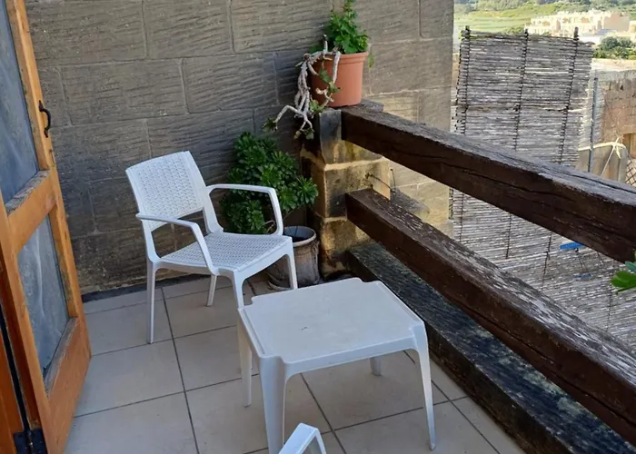 Arkati House 게스트하우스 *