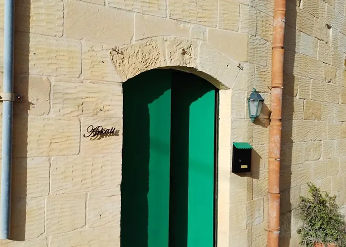 Pensión Arkati House