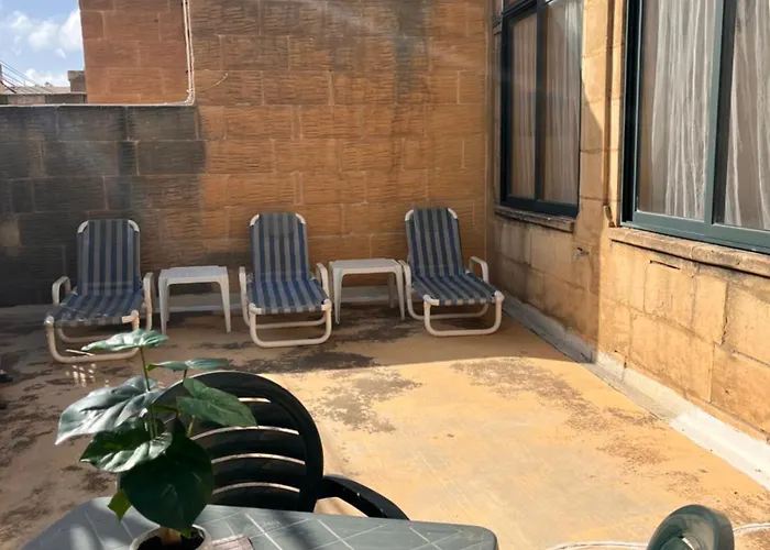 Arkati House 게스트하우스 *