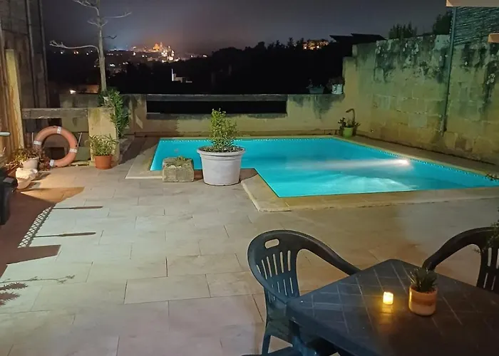 Pensión Arkati House