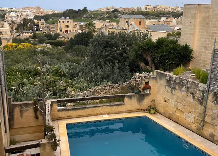 Pensión Arkati House *